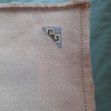Nappe et serviettes brodés en lin