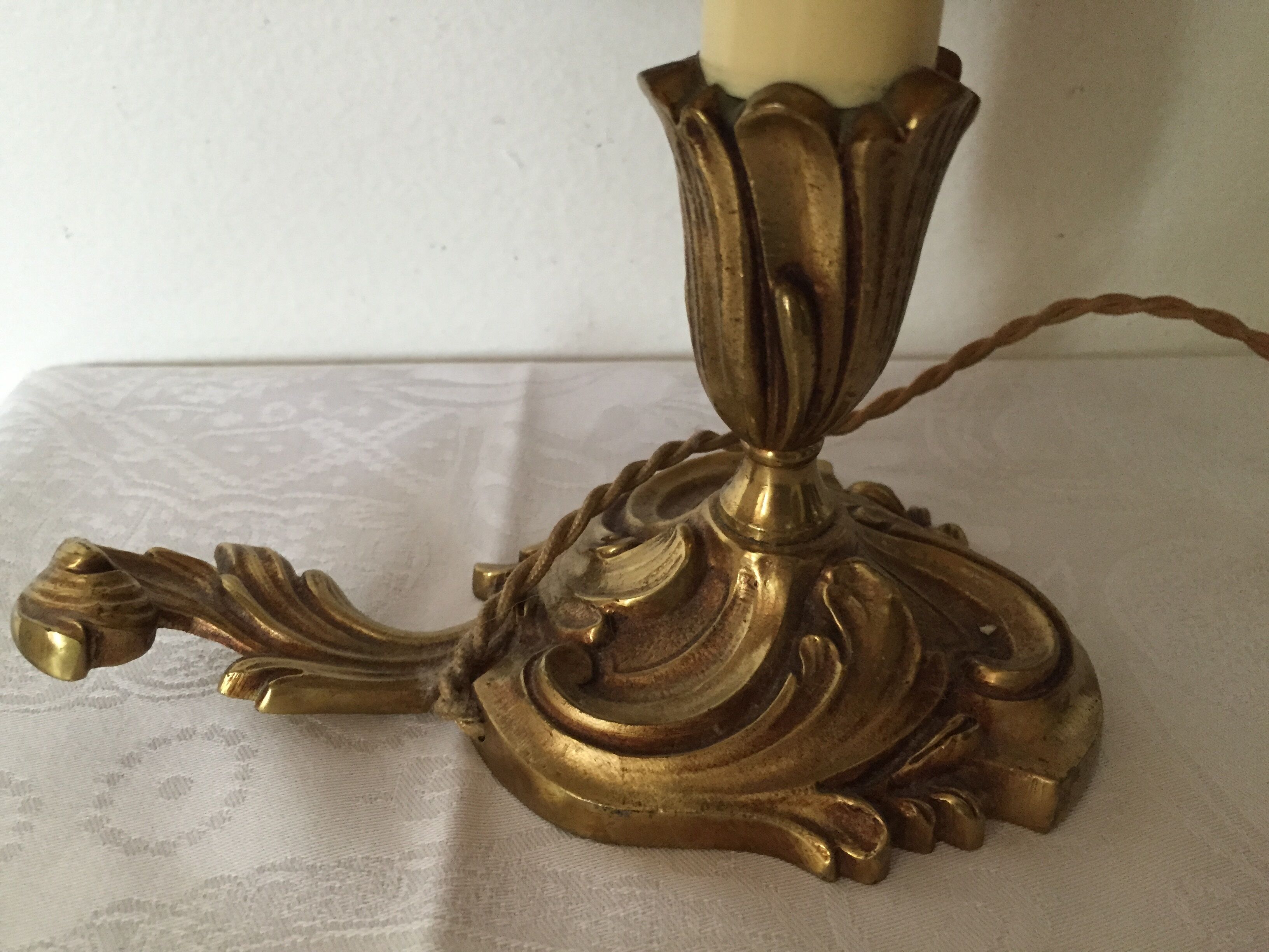 Bedside lamp in gilded bronze