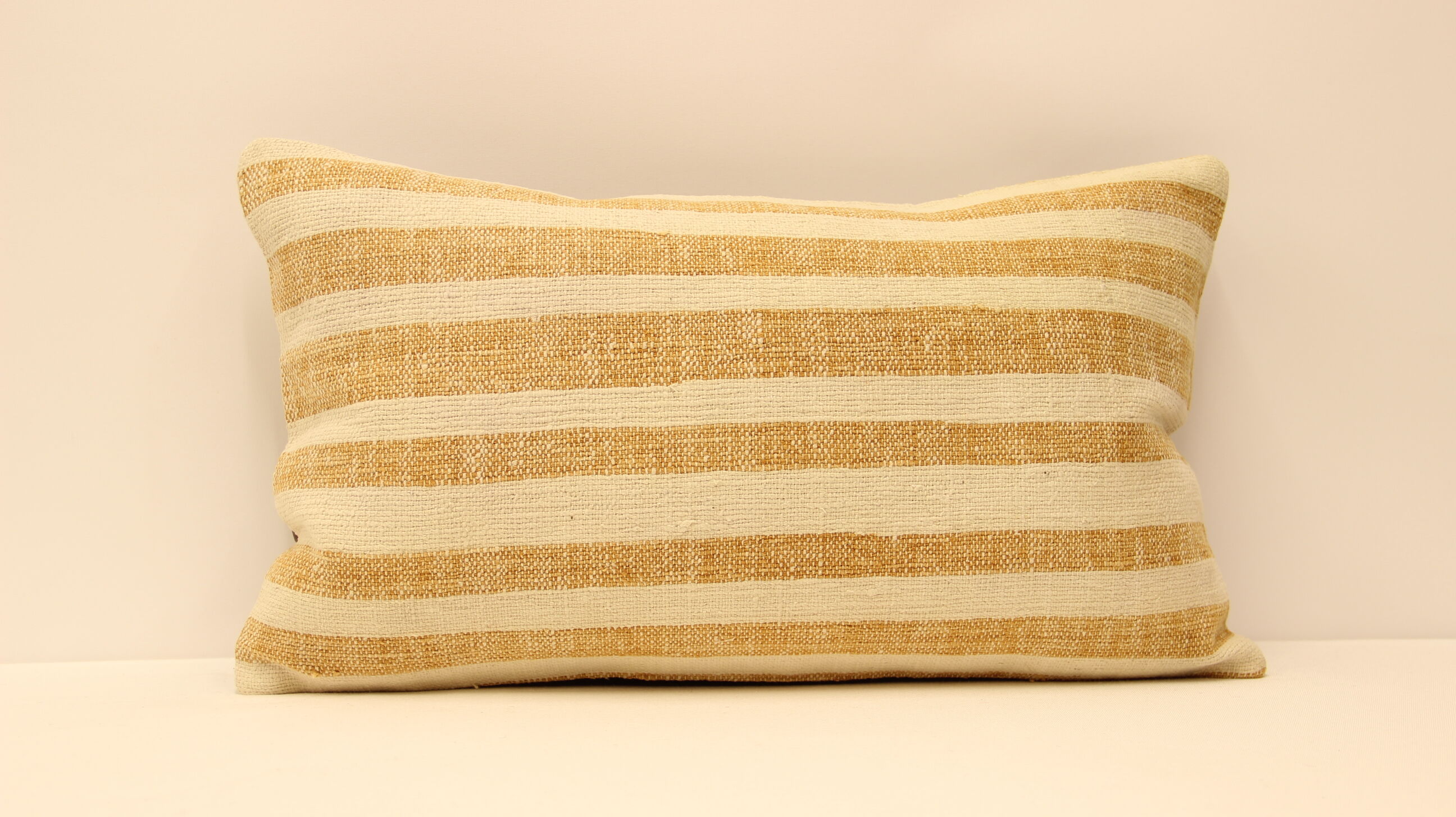 Coussin kilim 30x50 cm