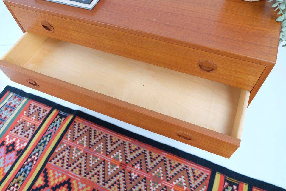 Commode vintage rétro années 60-70 HG Møbler en teck, style années 60-70.
