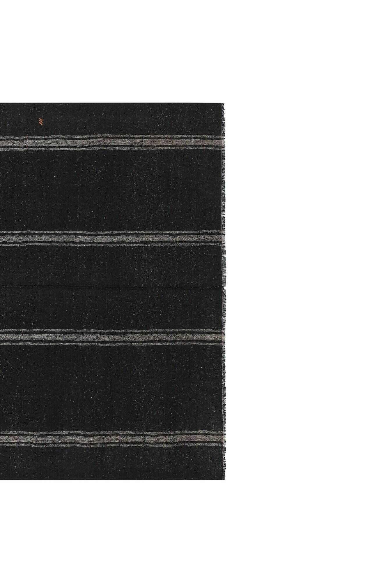 Vintage Turkish kilim, handwoven, 254x315 cm.