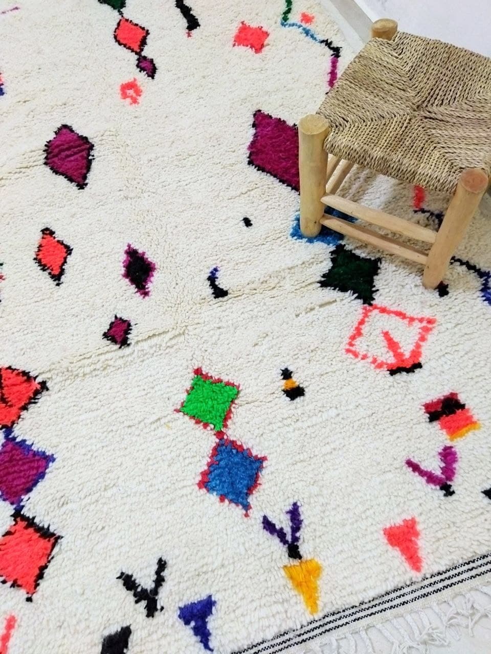 Tapis berbère marocain coloré 240 x 135cm