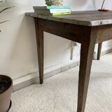 Farm table