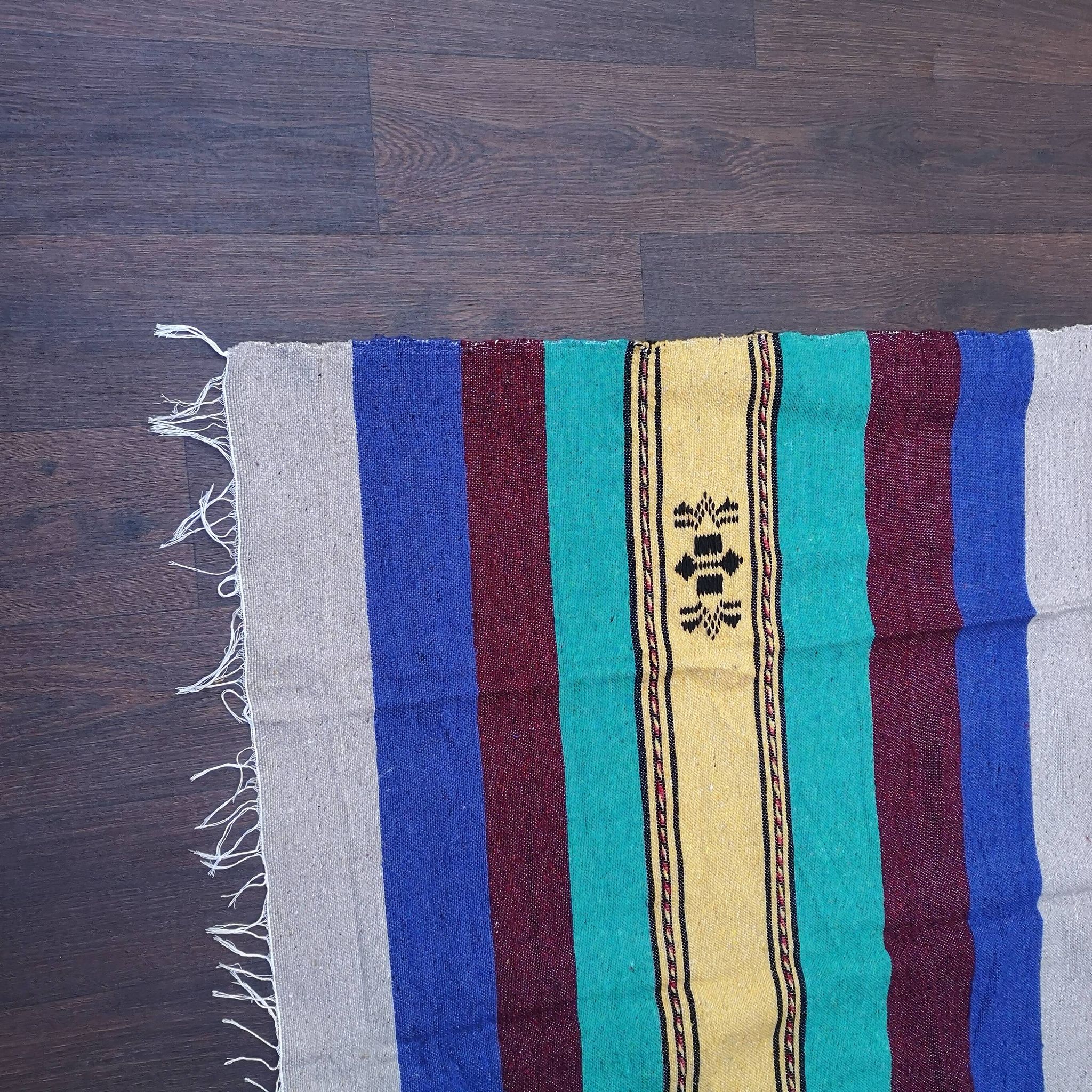 Tapis berbère marocain fait main multicolore 140 x 225 cm