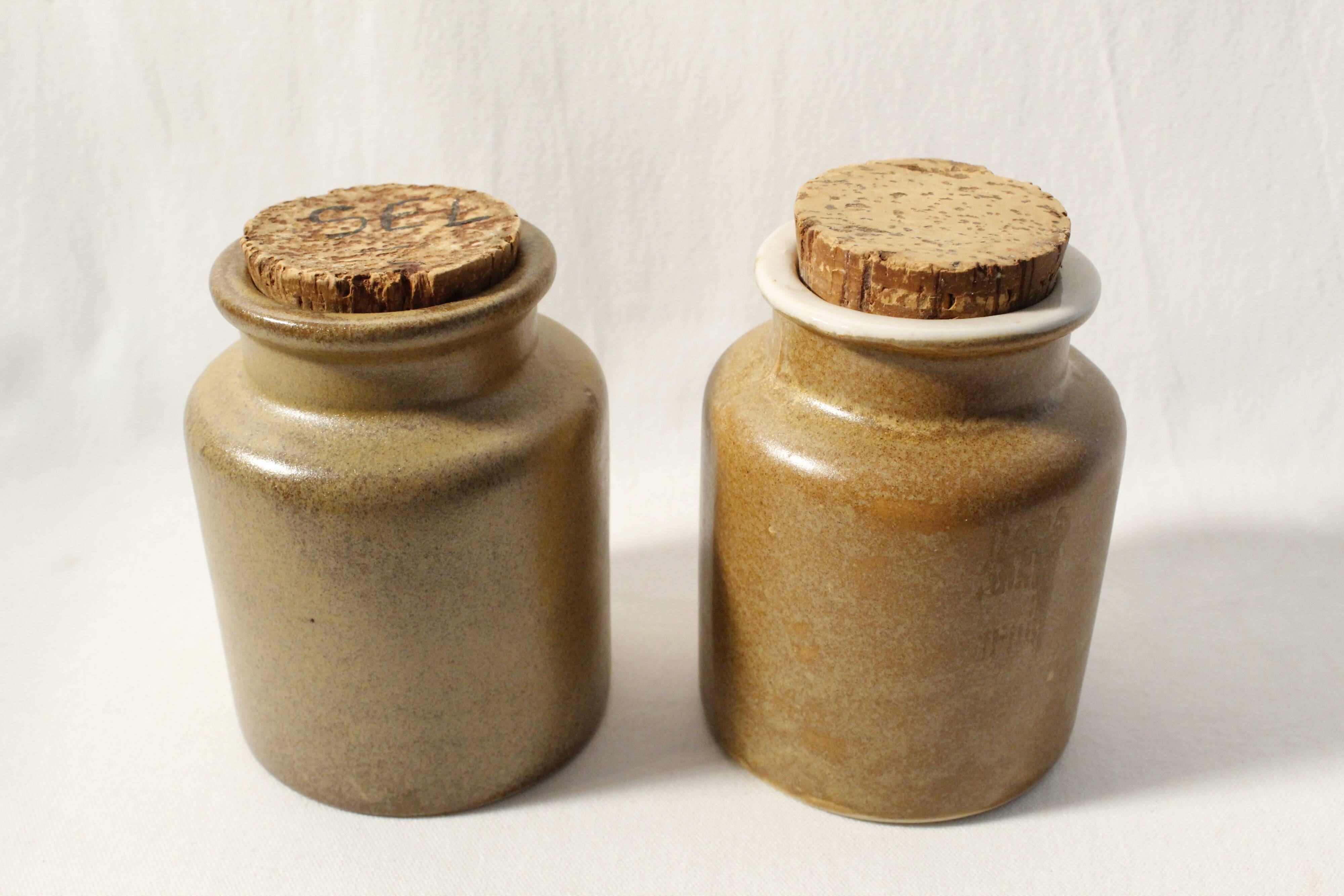 Set of 2 vintage mustard pots in brown glazed stoneware