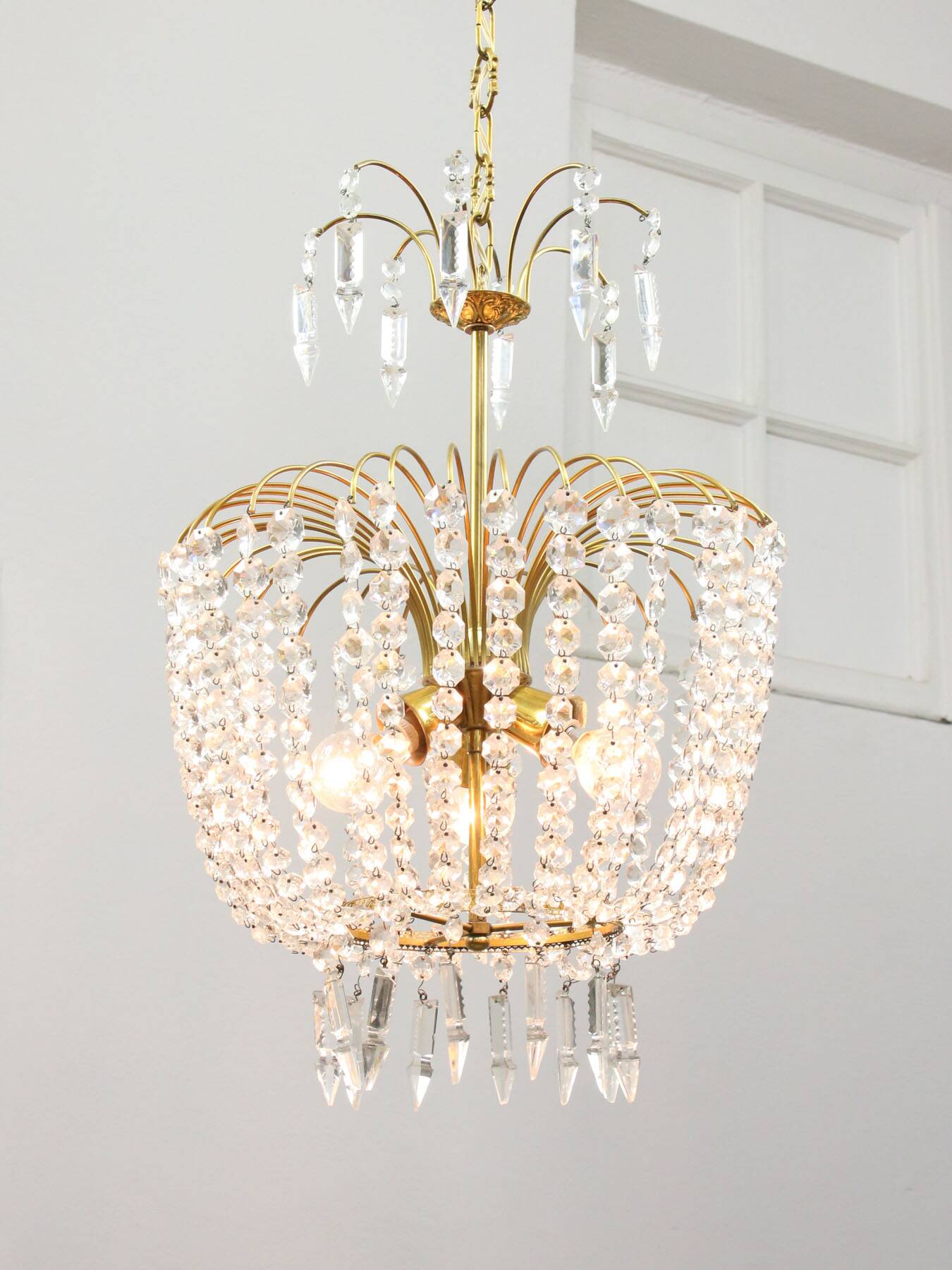 Vintage Italian Crystal and Gilt Metal Chandelier, 1980s