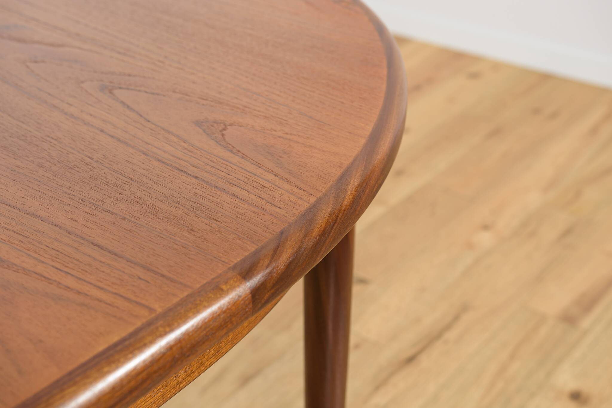 Mid-century teak modern oval dining table from G-Plan, United Kingdom, 1960s