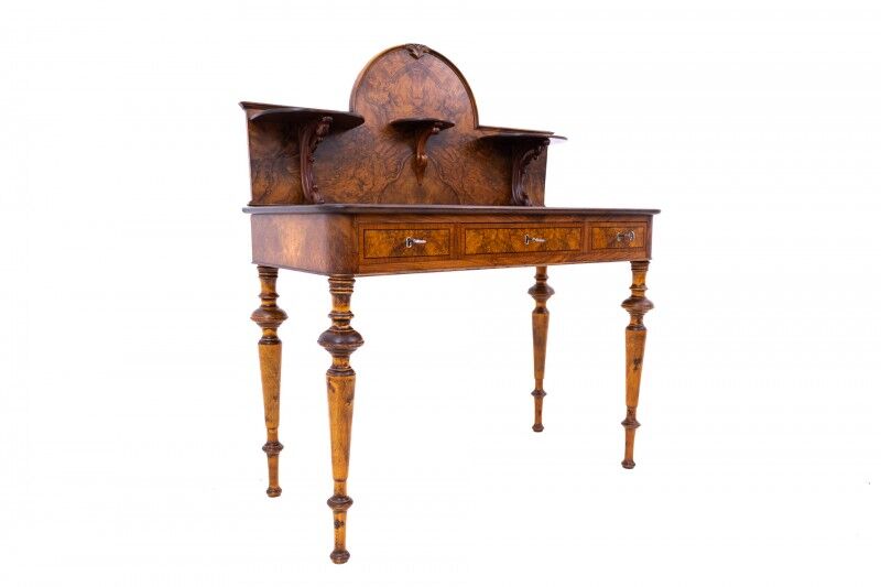 Walnut desk, Northern Europe, circa 1900. After restoration.
