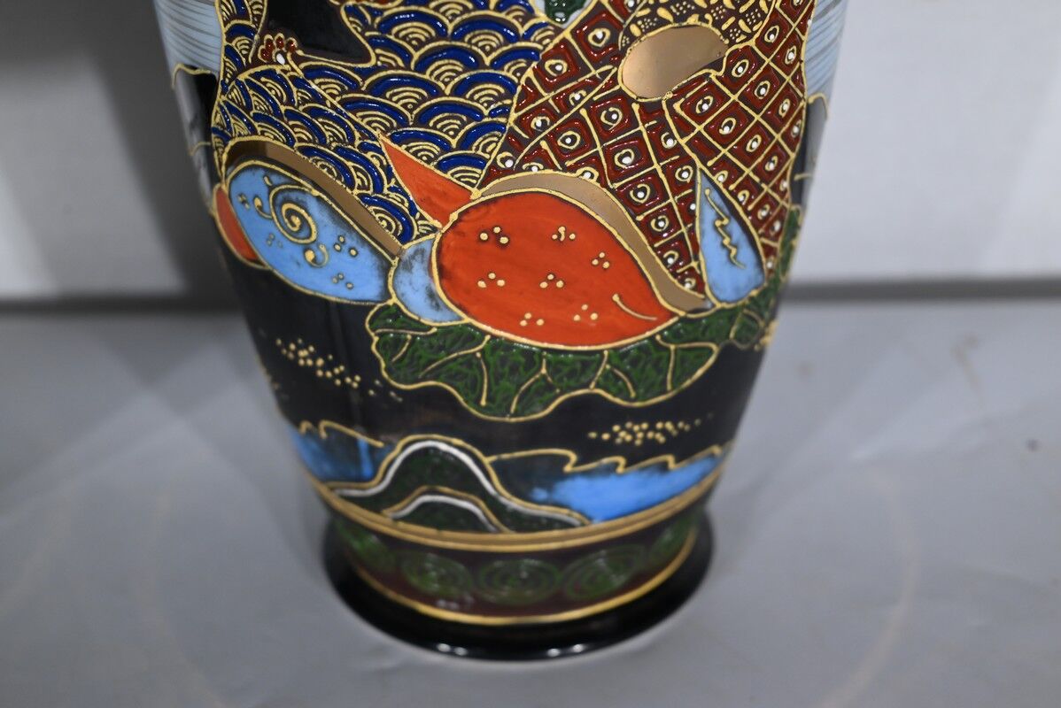Pair of satsuma vases in japanese porcelain – early twentieth