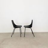 Chaises Pierre Guariche tonneau