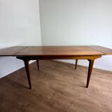 70s Scandinavian-inspired table with extensions