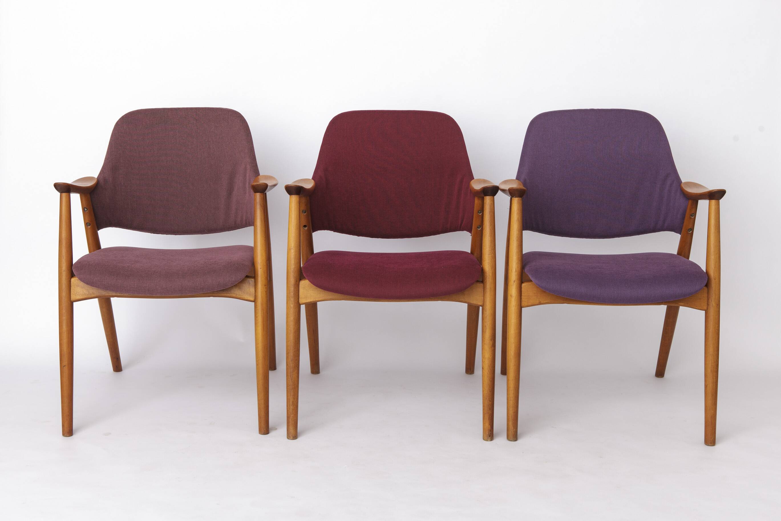 Vintage Lounge Chairs Set of 4, Germany 1960s, Beech Wood, Newly Upholstery
