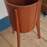 Tripod Scandinavian teak pot cover