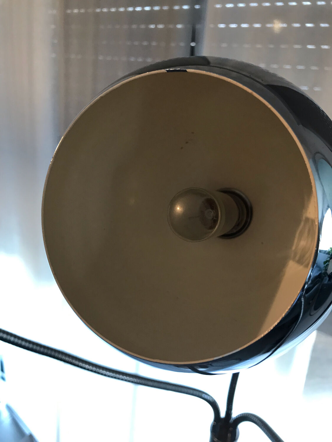 Hydra floor lamp 3 fires