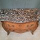 Commode en marquetterie style Louis XVI