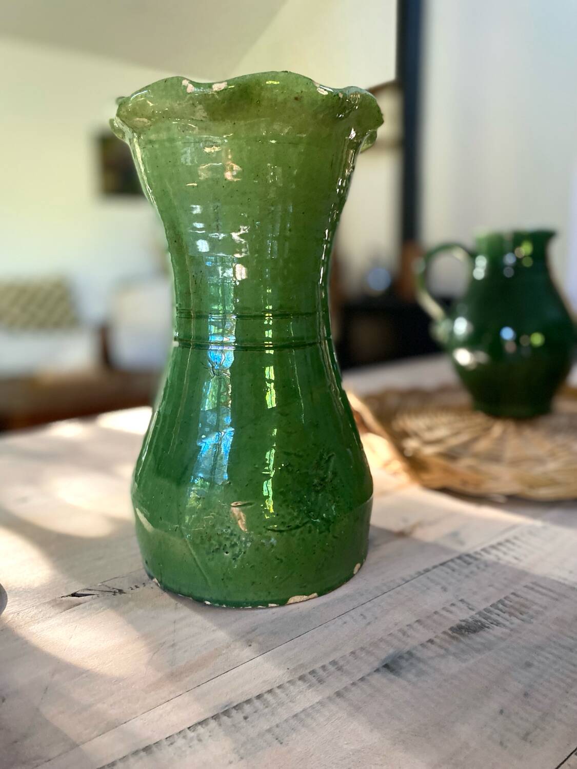 Vase en céramique ancienne