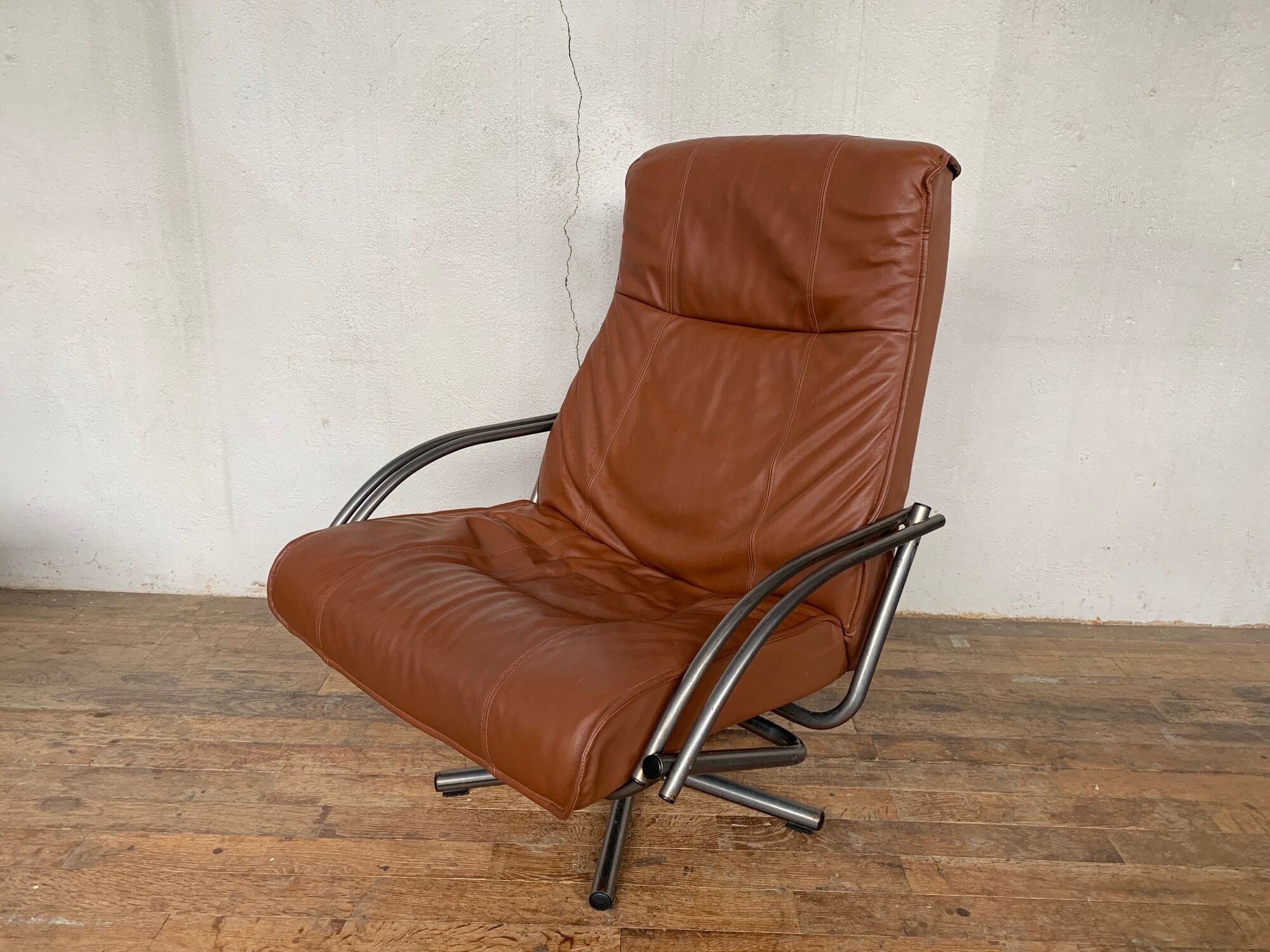 Pair of Scandinavian leather relax vintage armchairs brand Kebe