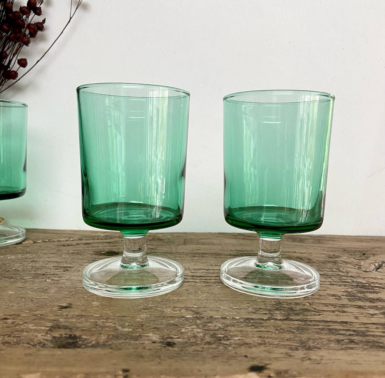 6 LUMINARC emerald green glasses