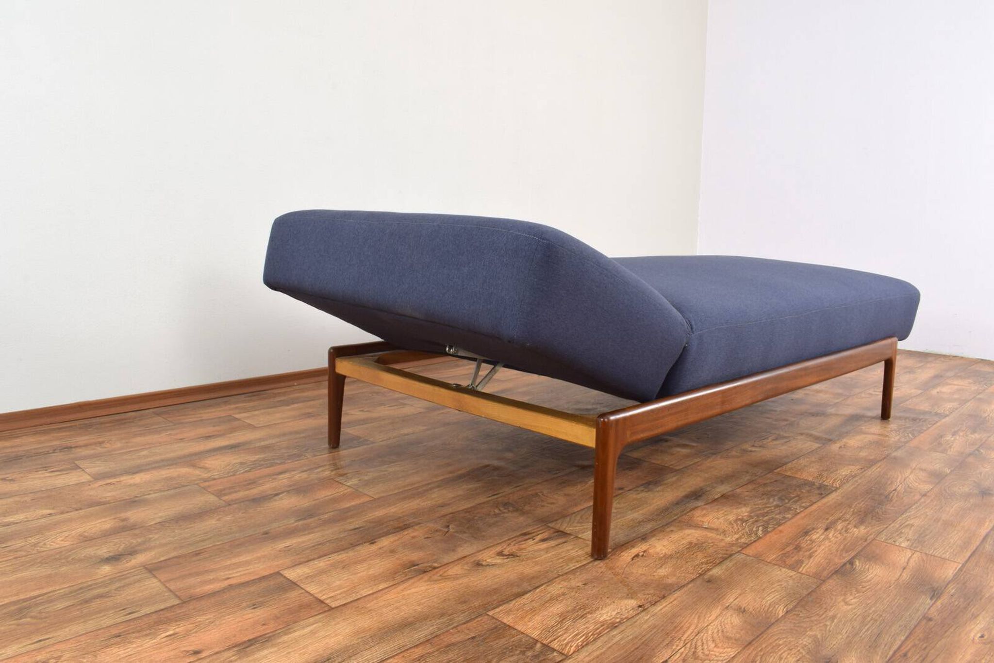 Mid-Century Danish Teak Daybed, 1960s.