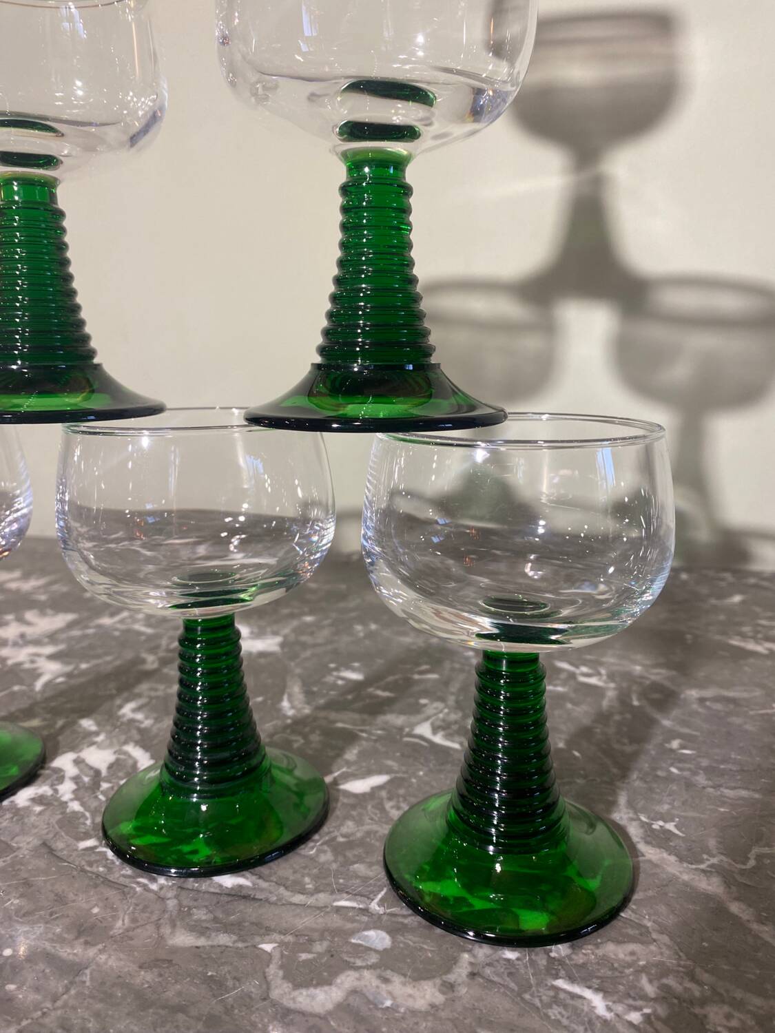 6 verres à pied vintage