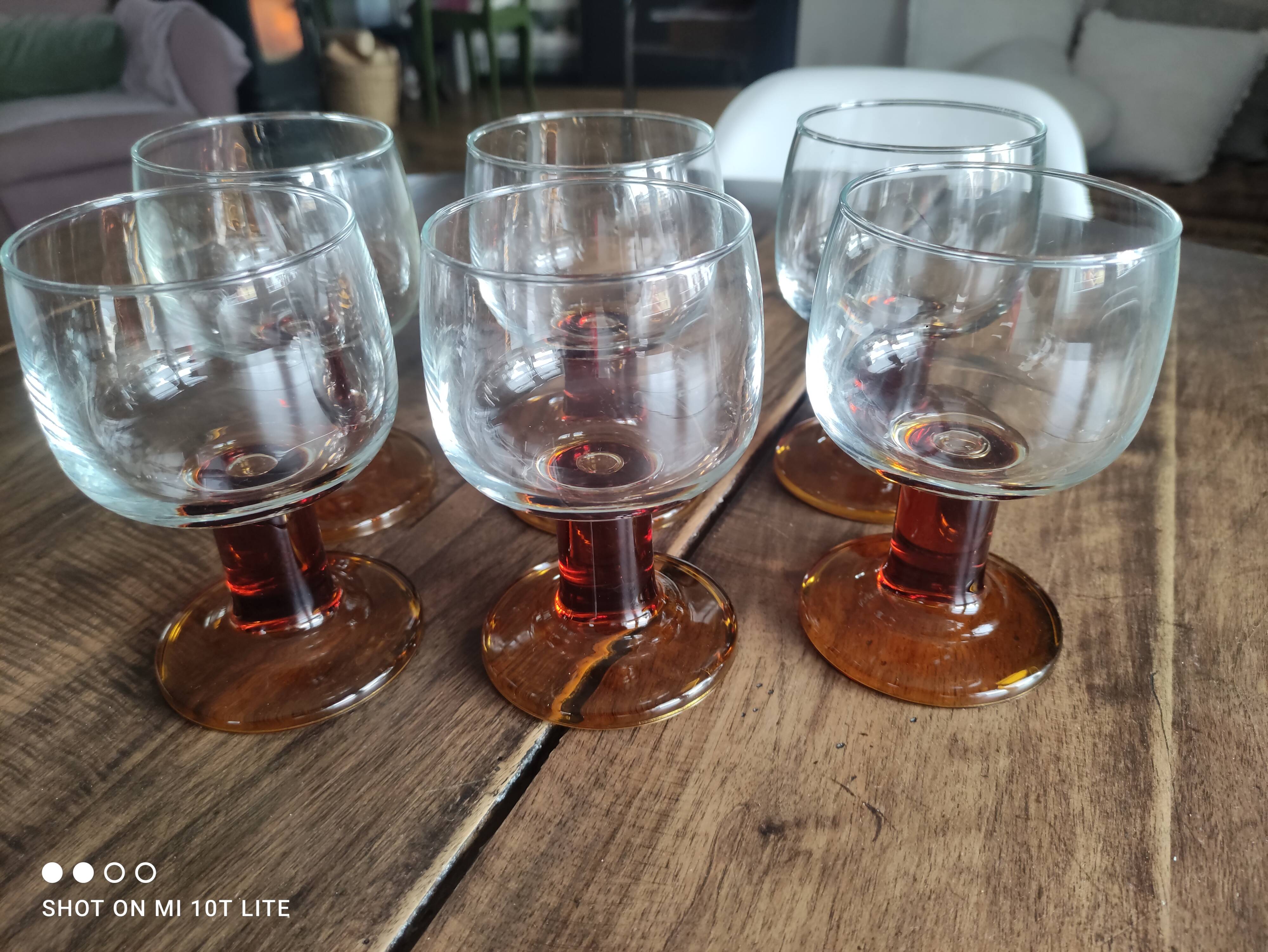Lot de 6 verres ballon vintages pied épais ambré