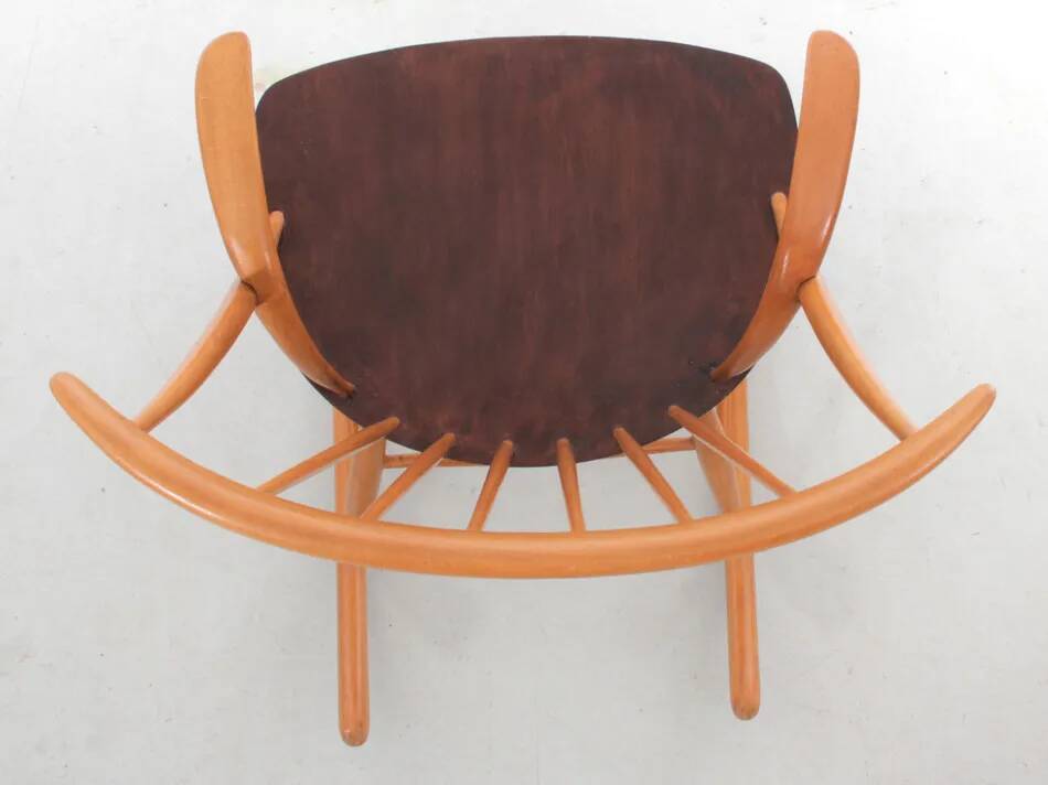 Scandinavian rocking chair by Illum Wikkelso model IW3