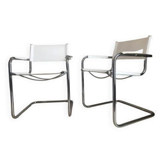 2 armchairs in white leather and chrome metal cantilever