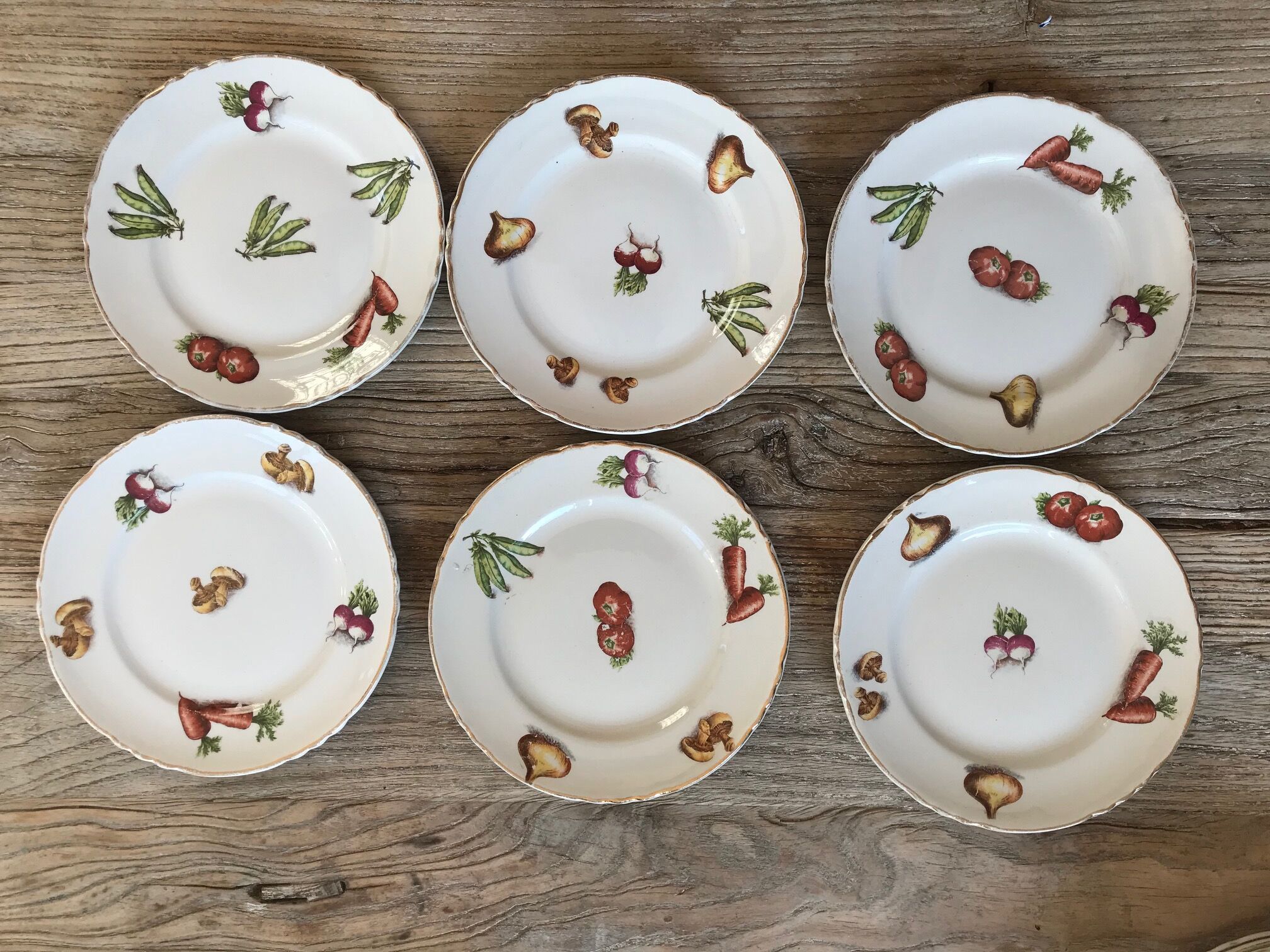 Set of 6 old dessert plates