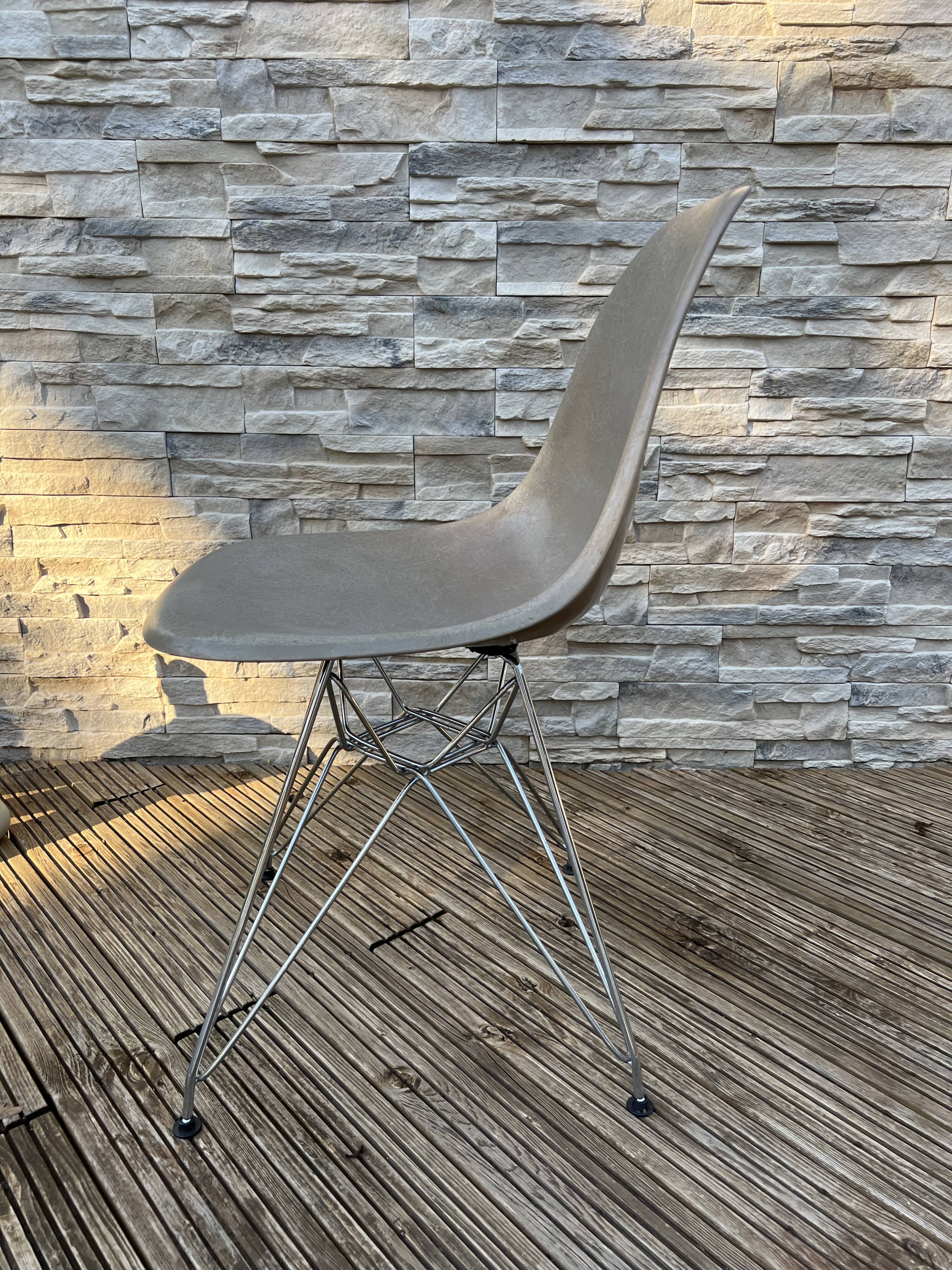 DSR EAMES HERMAN MILLER MOBILIER INTERNATIONAL VITRA