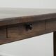 Table de ferme française du 19ème siècle en chêne avec 2 tiroirs.