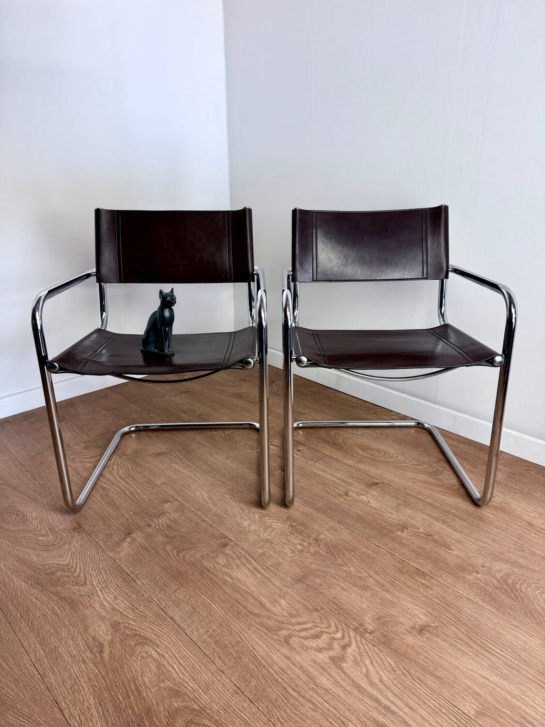Set of 2 chairs by Fasem