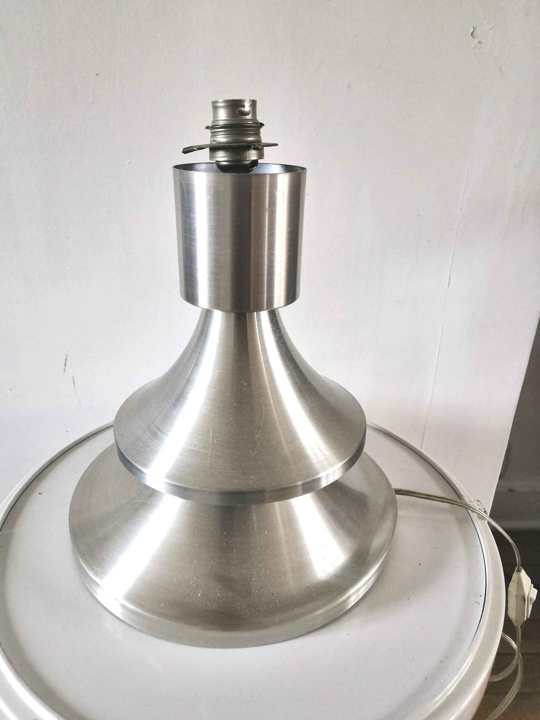 Pied de lampe en aluminium design années 70
