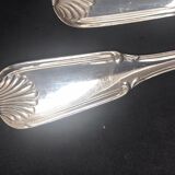 Silver shell cutlery