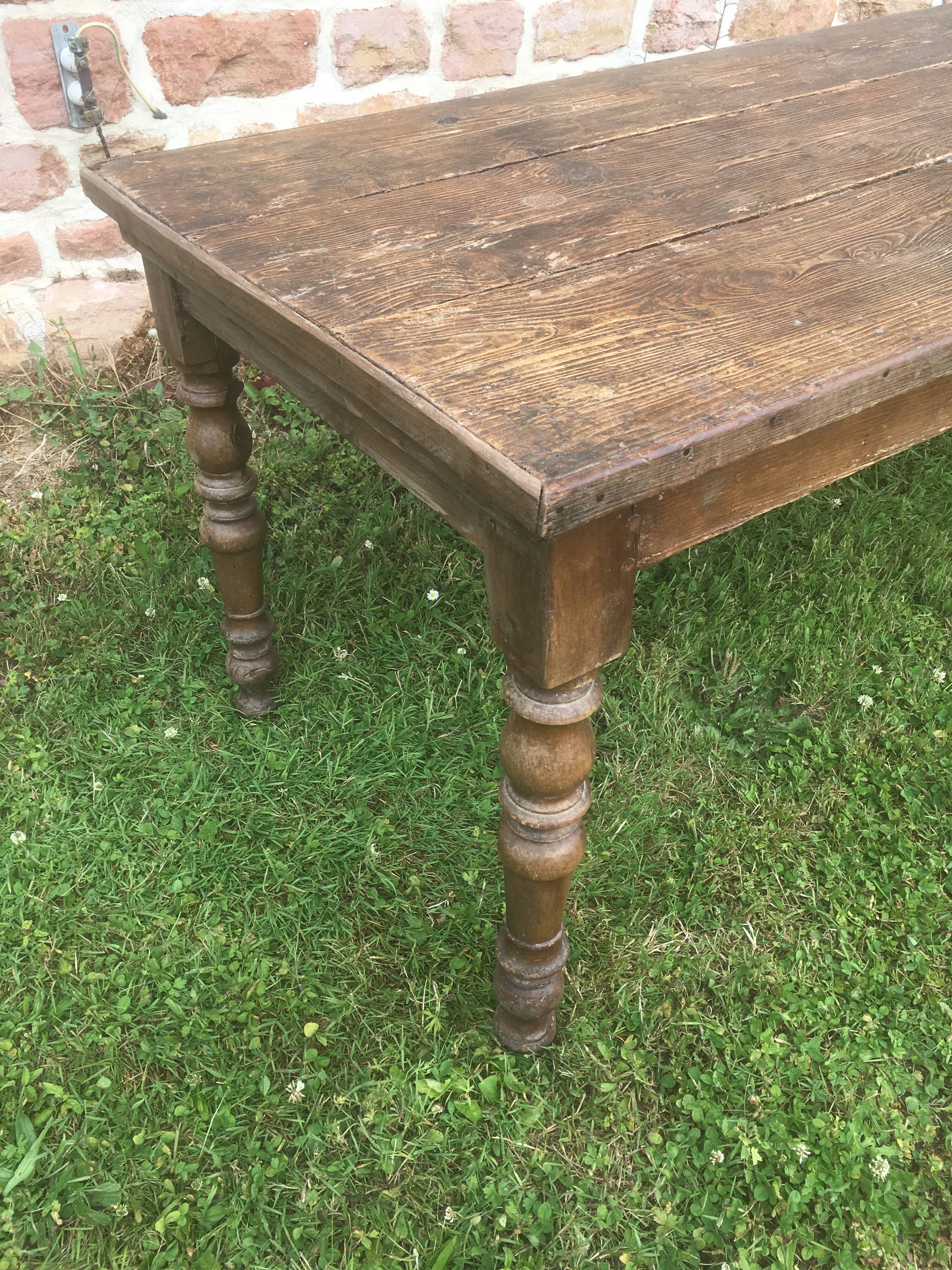 Farmhouse table in pine and beech
