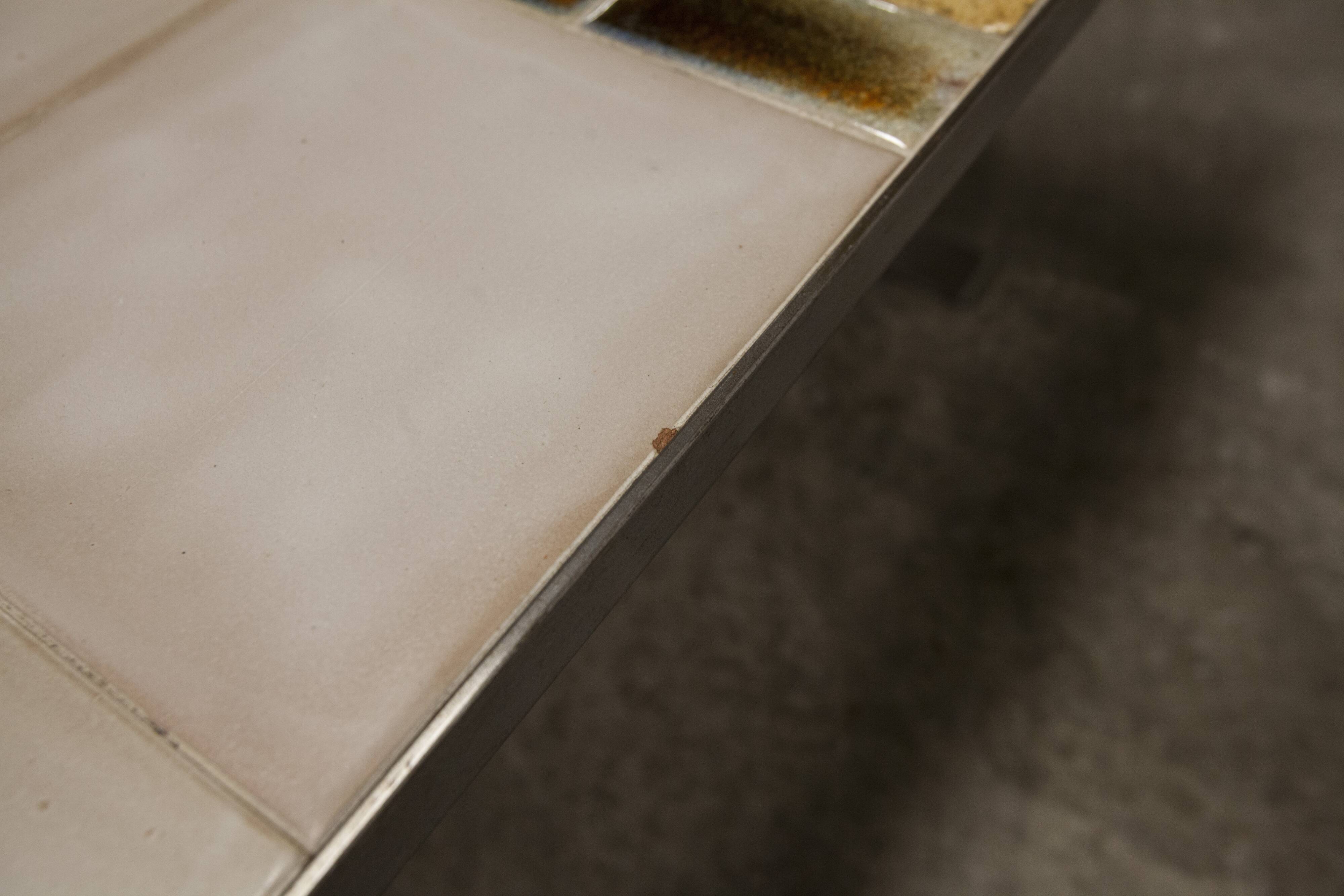 Ceramic coffee table and brushed steel Roche Bobois design Gregorieff 70s, 108x47cm