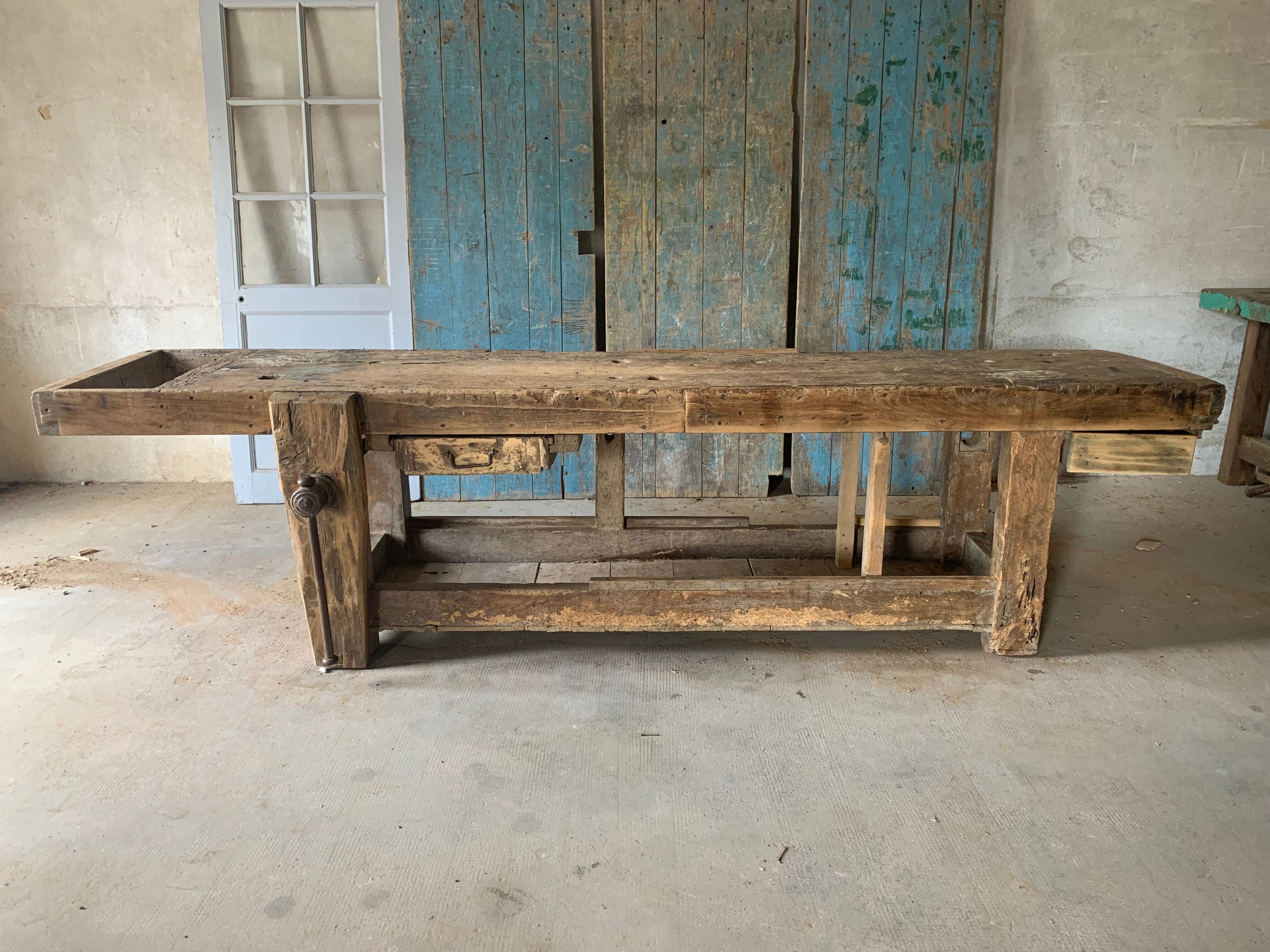 Carpenter's establishment