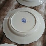 7 assiettes à dessert anciennes en Terre de fer 