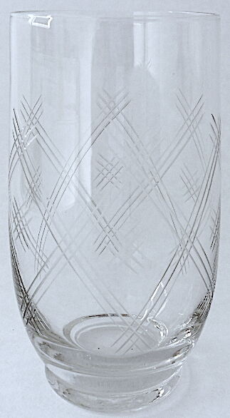 Suite of six glasses with orangeade, cut crystal