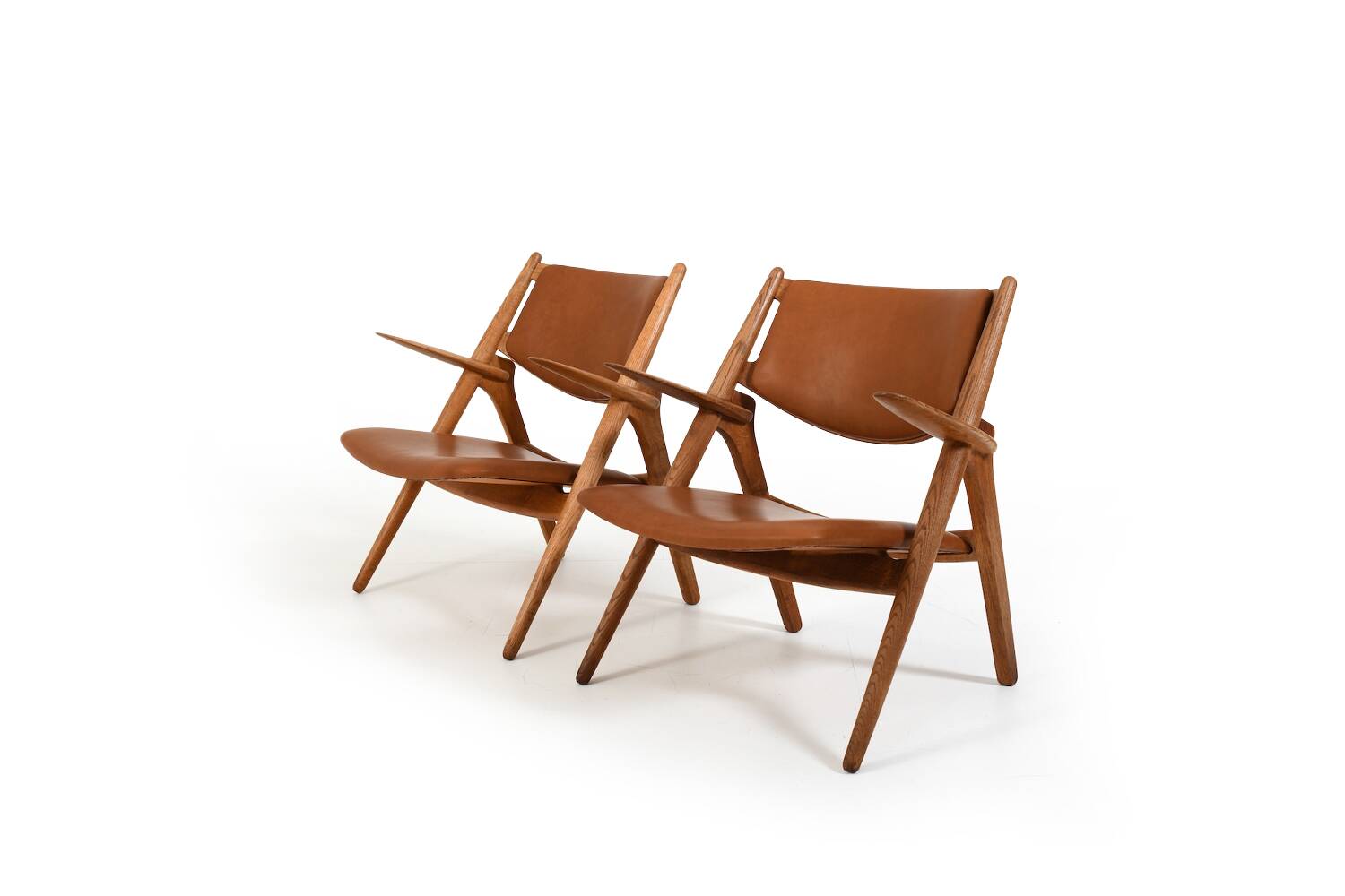 Fauteuils en chêne CH-28 de Hans J. Wegner