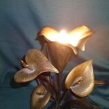 Bronze lamp with arum flowers