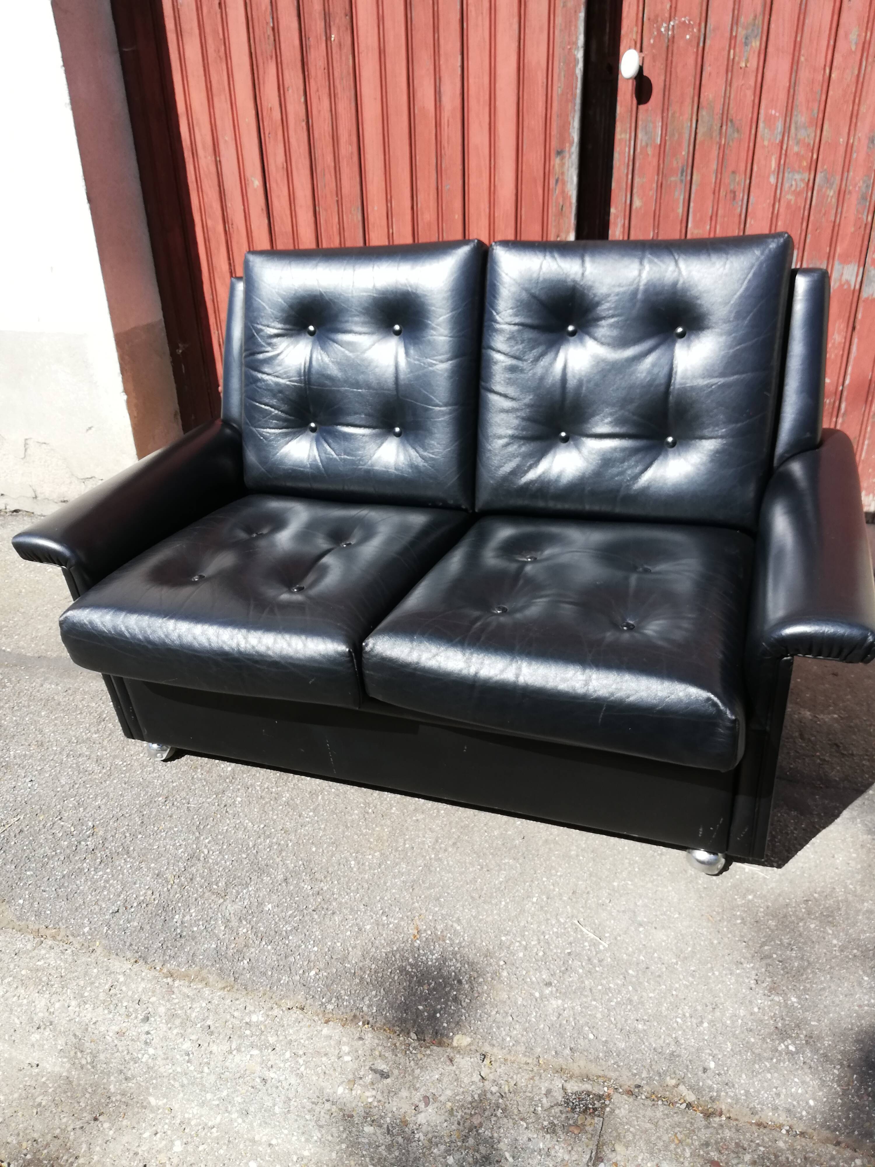 Canapé en Cuir Noir, Italie, 1960s en vente sur