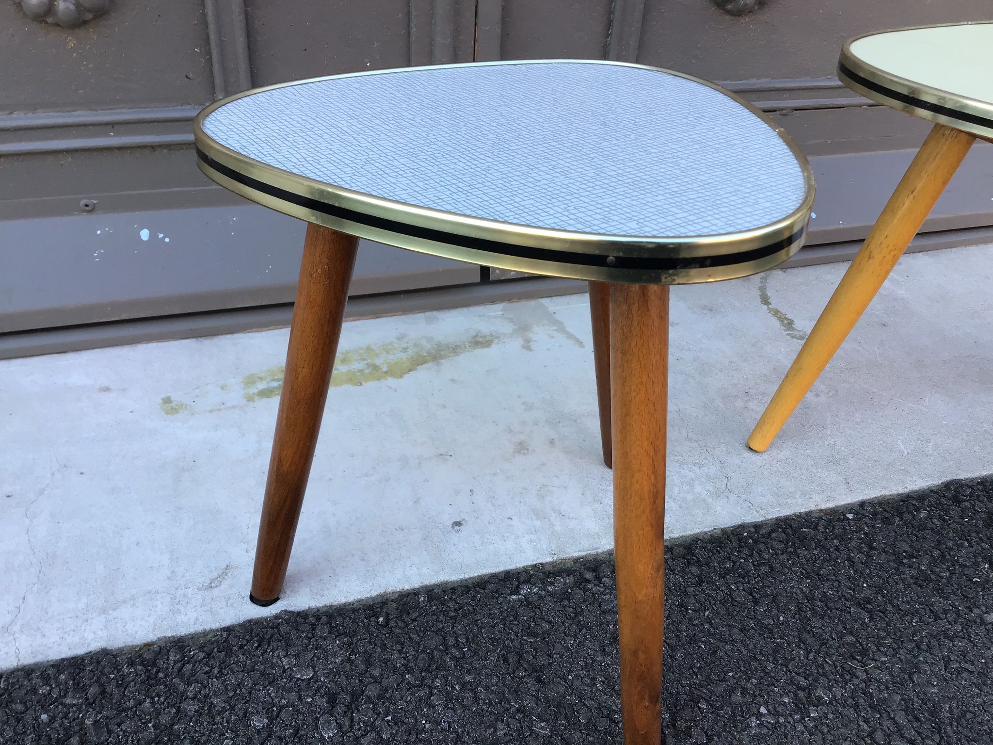 Pair of Healers Formica small coffee coffee table tripode door plant midcentury 50s