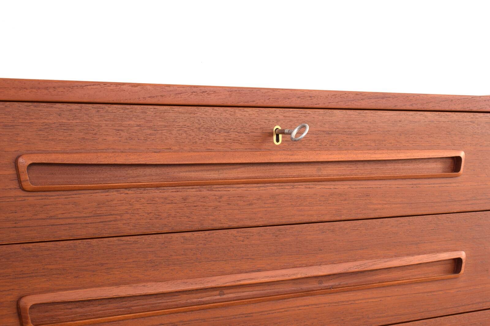 Mid-Century Danish Teak Chest of Drawers, 1960s