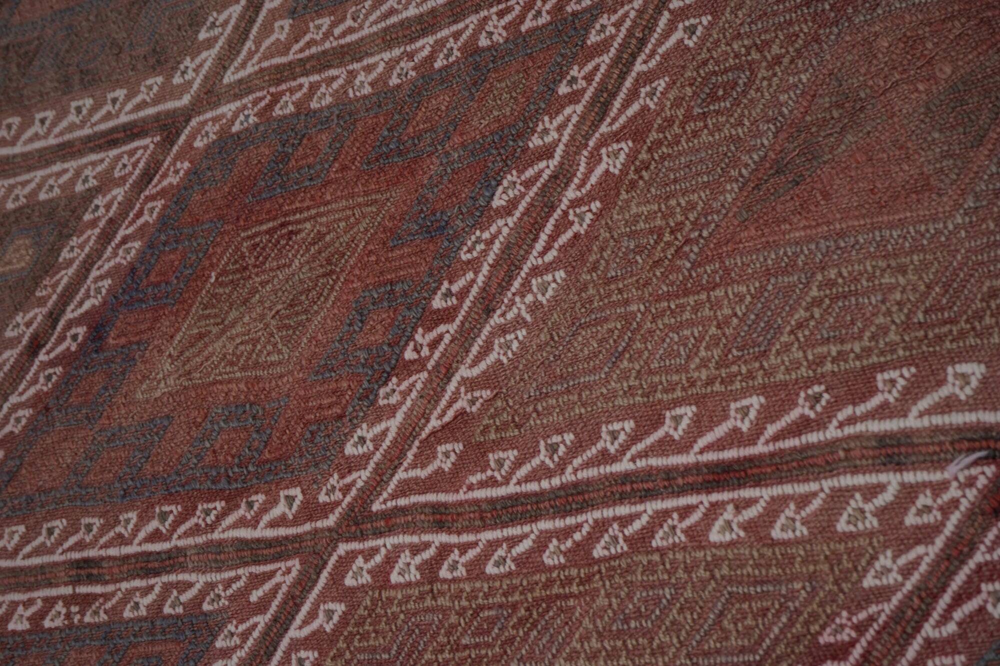 Vintage Turkish kilim handwoven 174x230 cm