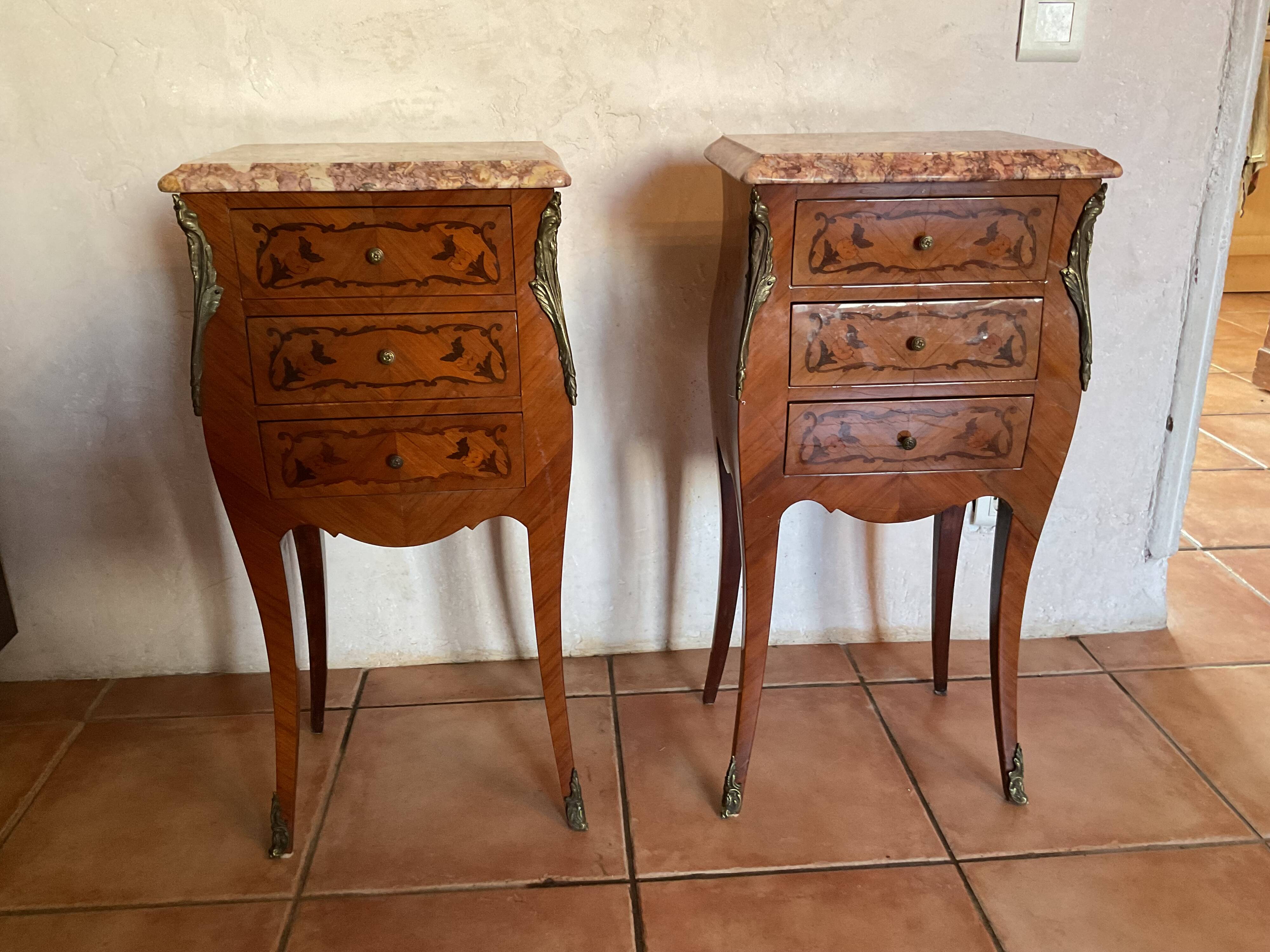 Paire de table de chevet Louis XV marqueterie an20