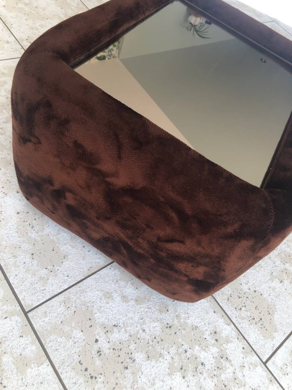 Table de nuit / table basse en velours chocolat et miroir teinté Vintage