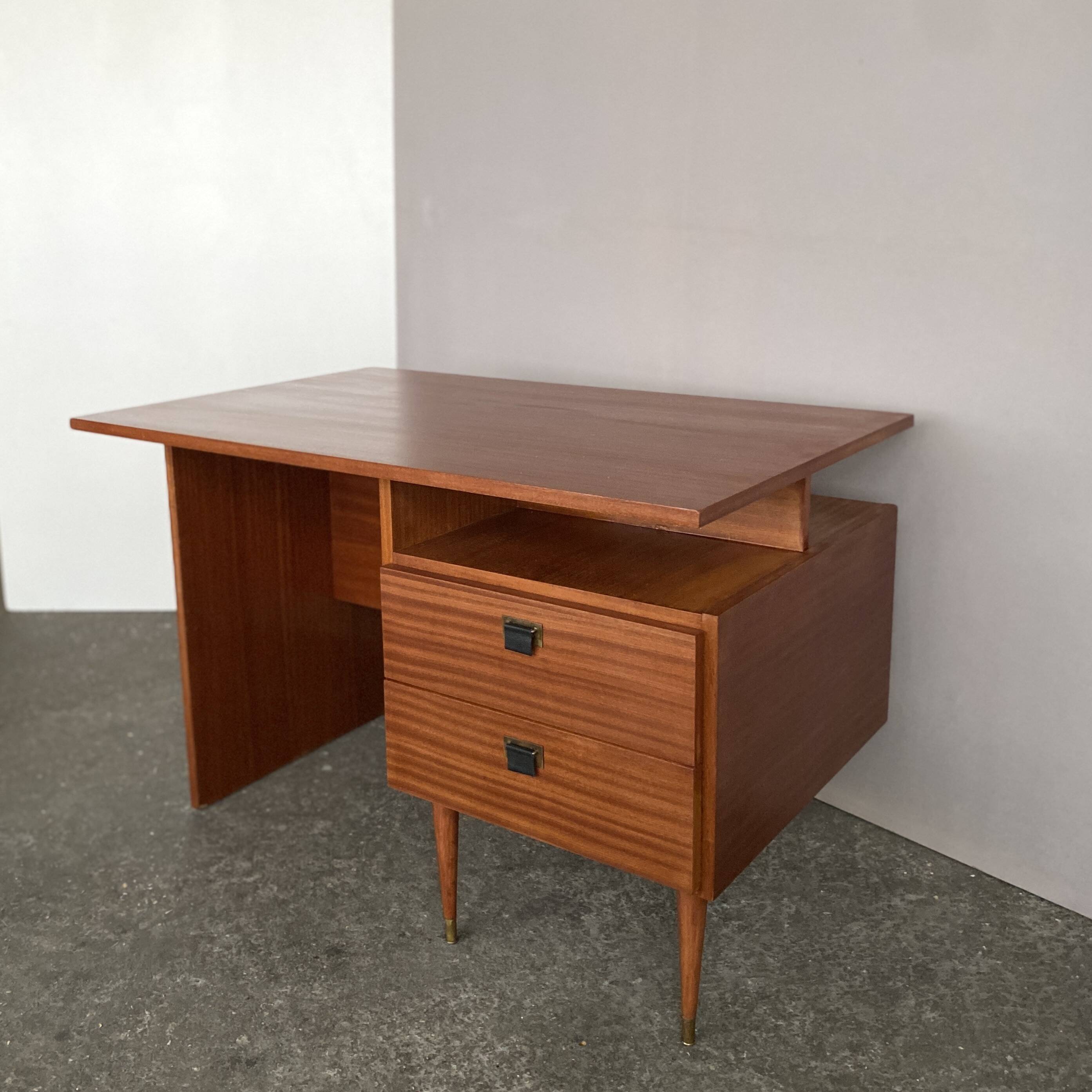 Bureau vintage en acajou, 1950, restauré