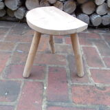 Tabouret tripode bois brut