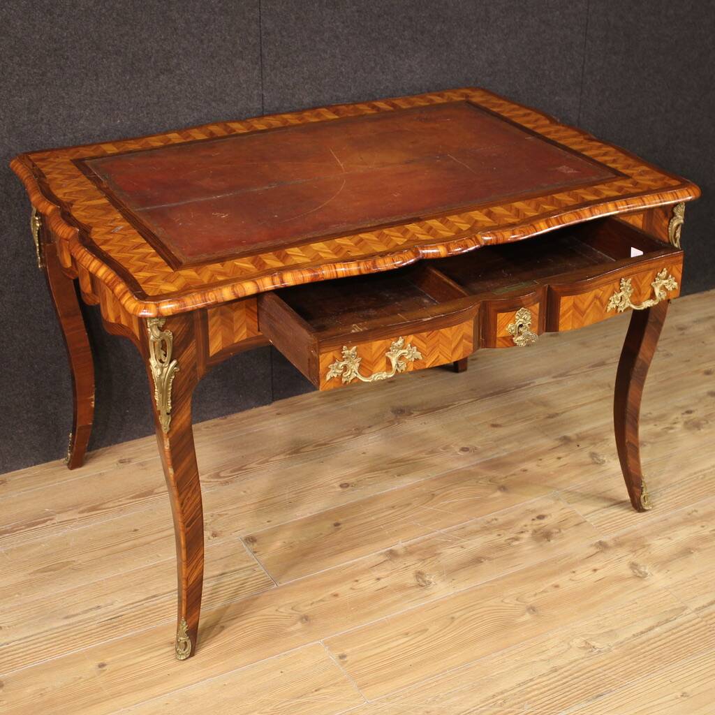 Elegant 19th century Napoleon III writing desk