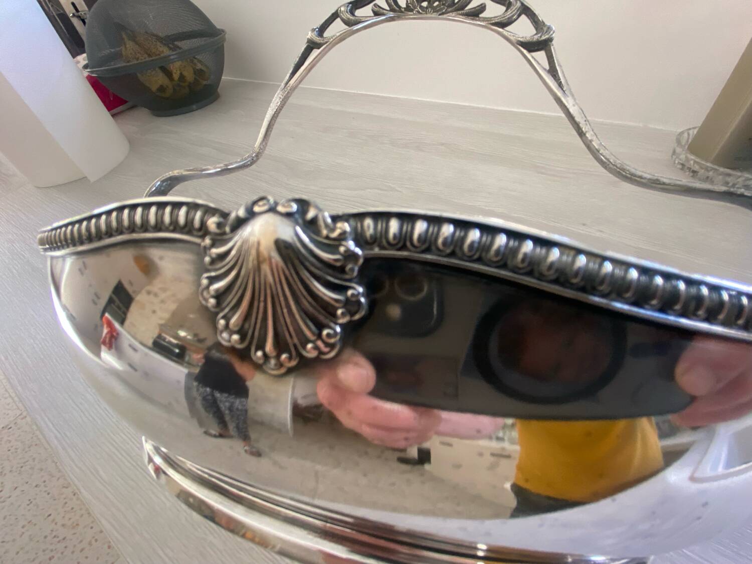 Silver-plated metal basket with Phenix silver hallmarks